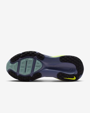 Nike - Giày chạy bộ thể thao Nam Nike Vomero 18 Men's Road Running Shoes