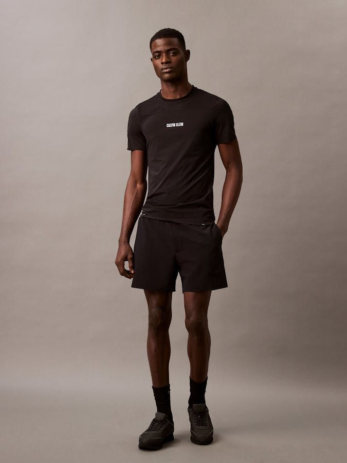 Calvin Klein - Áo thun thể thao nam Intense Power Gym T-Shirt