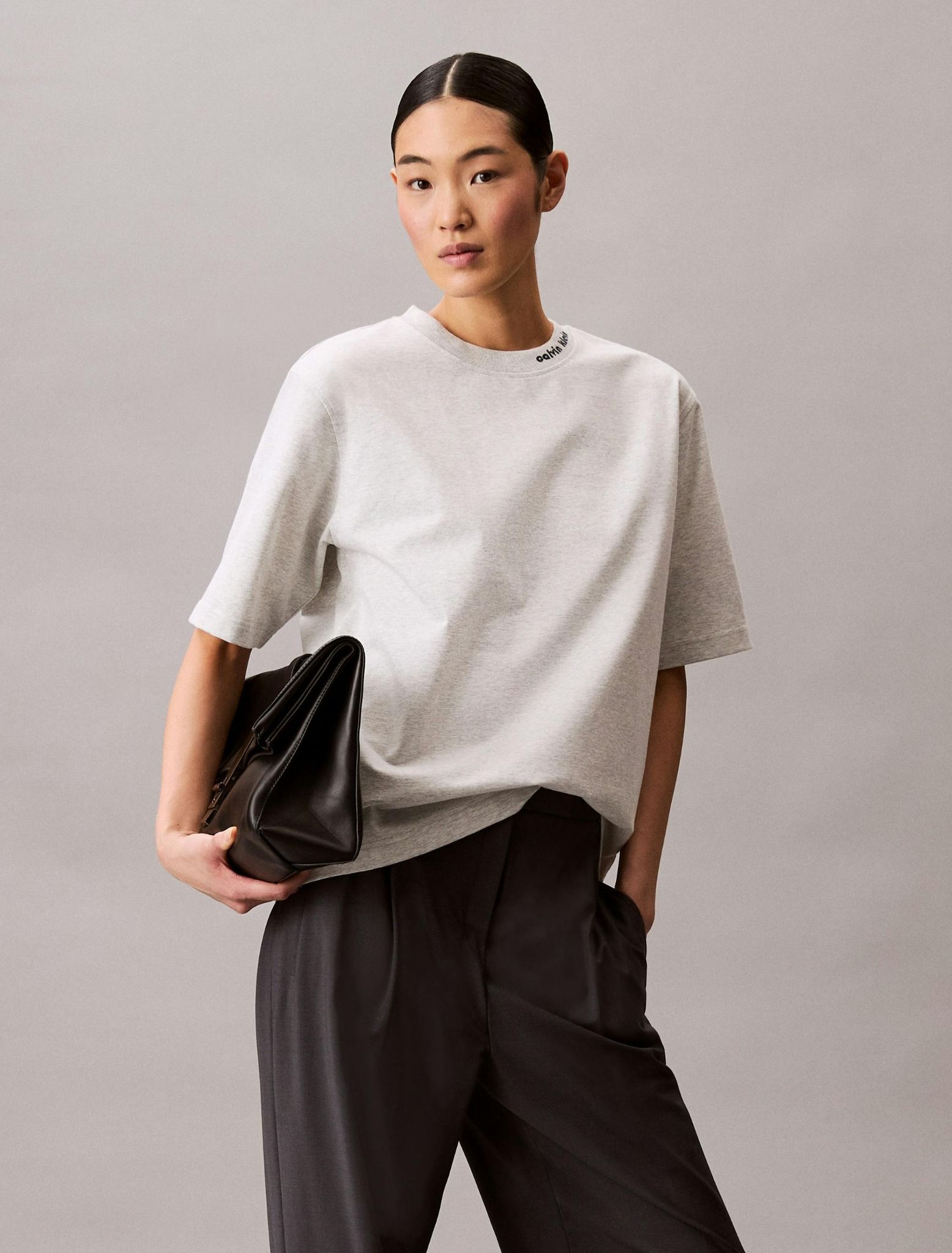 Calvin Klein - Áo thun thời trang nữ Cotton Jersey Relaxed T-Shirt