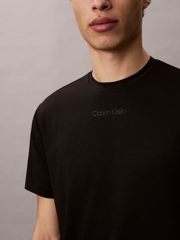 Calvin Klein - Áo Thun Thể Thao Nam Mesh Sport T-Shirt