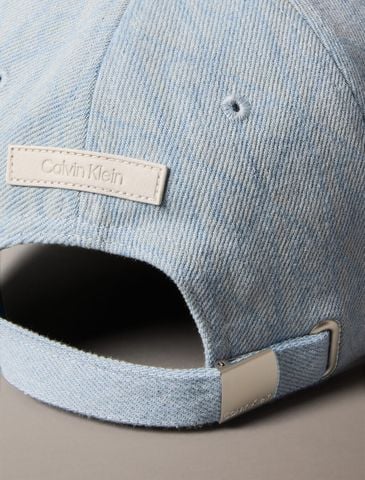 Calvin Klein - Nón lưỡi trai nam Burnout Emblem Logo Denim Cap - 2