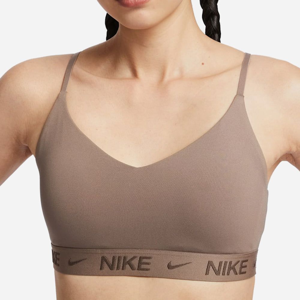 Nike - Áo ngực thể thao hỗ trợ nhẹ Nữ Women's Indy Light-Support Padded Adjustable Sport Bra - Brown