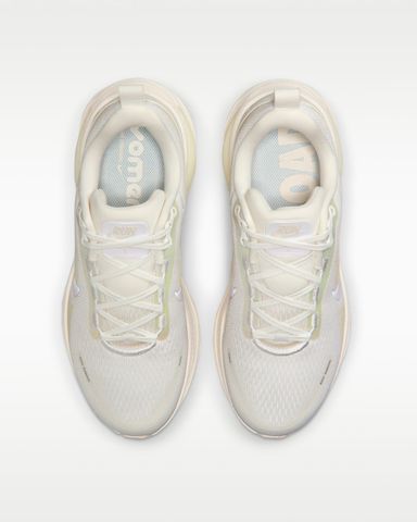 Nike - Giày Chạy Bộ Nữ Nike Vomero 18 Essential