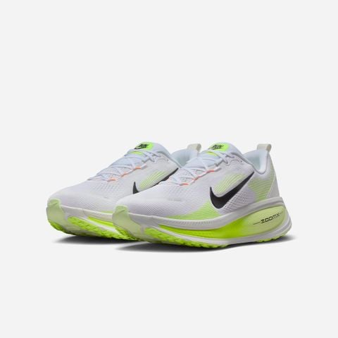 Nike - Giày Chạy Bộ Nam Vomero 18