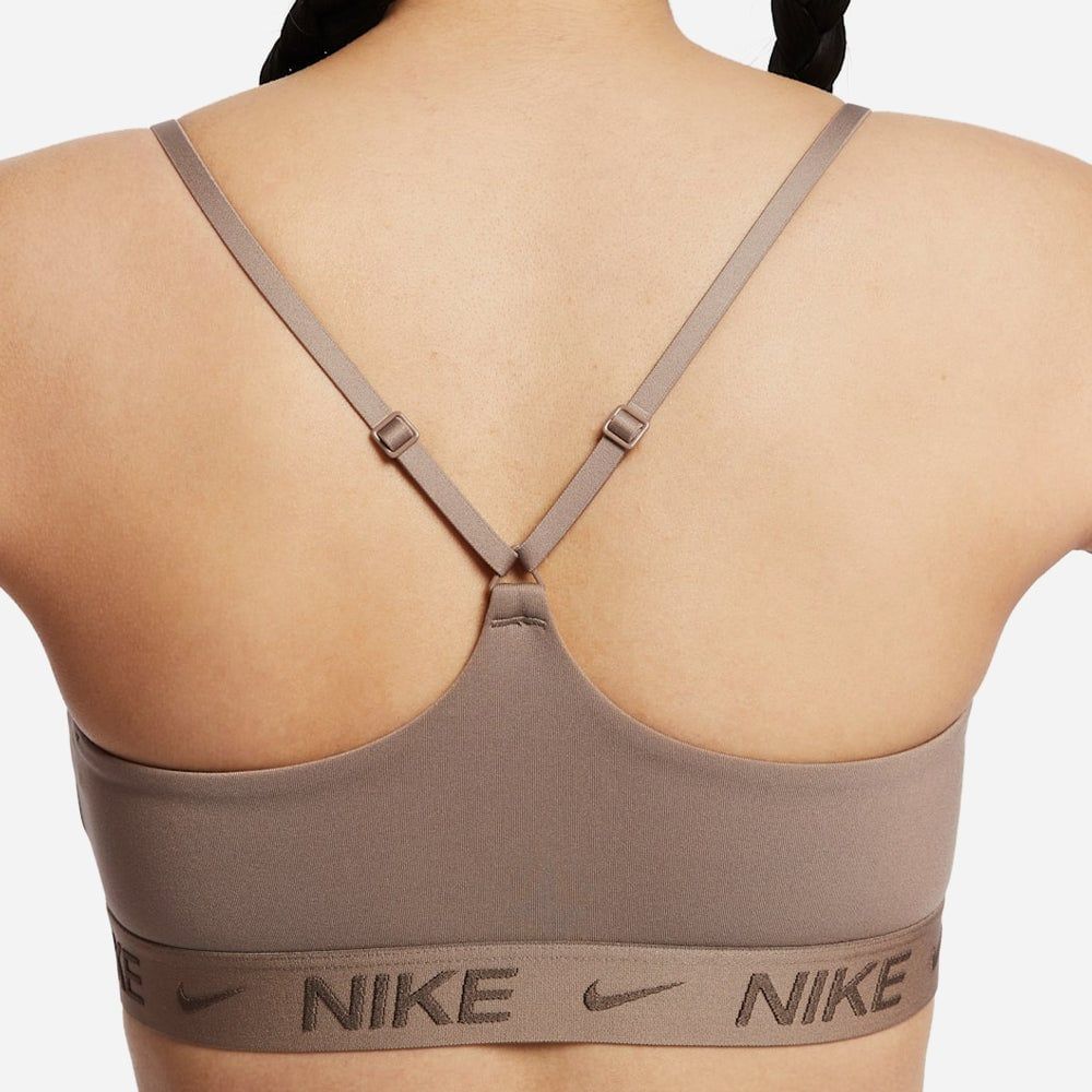 Nike - Áo ngực thể thao hỗ trợ nhẹ Nữ Women's Indy Light-Support Padded Adjustable Sport Bra - Brown