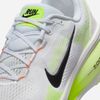 Nike - Giày Chạy Bộ Nam Vomero 18