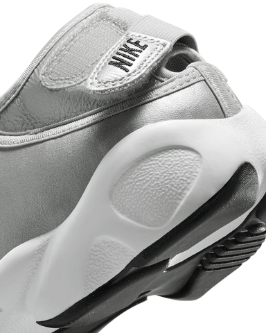 Nike - Giày Thời Trang Nữ Air Rift Leather Metallic Silver - 4