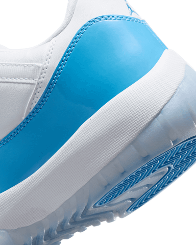 Nike - Giày Thời Trang Nam Air Jordan 11 Low University Blue