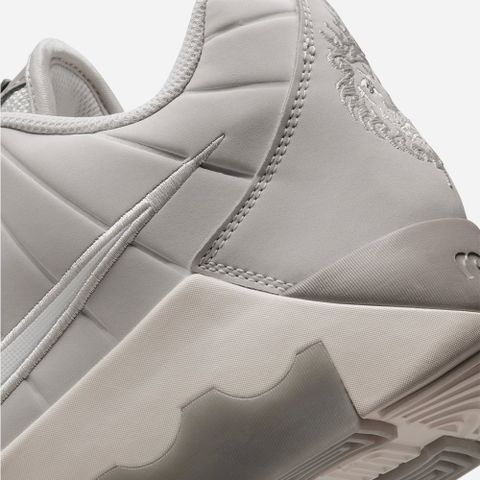 Nike - Giày Bóng Rổ Nam LeBron Witness IX EP Shoes