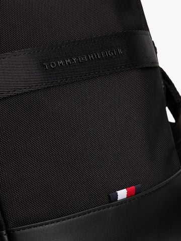 Tommy Hilfiger - Túi đeo chéo nam Metal Logo Travel Crossbody Reporter Bag