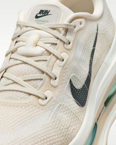 Nike - Giày Chạy Bộ Nam Vomero Premium Men's Road Running Shoes