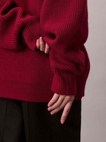 Calvin Klein - Áo len nam nữ Merino Wool Blend Relaxed V-Neck Sweater - 4