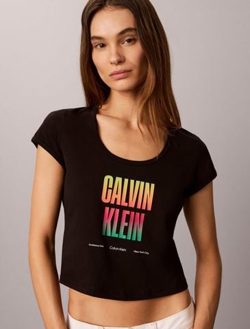 Calvin Klein - Áo Thun Tay Ngắn Nữ Slim Stretch Logo T-Shirt - Pride