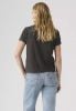 Levi's - Áo Thun Tay Ngắn Nữ Graphic Vintage Tee