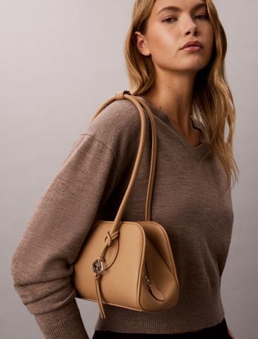 Calvin Klein - Túi Đeo Vai Nữ Emblem Logo Pebble Shoulder Bag
