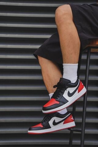 Nike - Giày Sneakers Nam Air Jordan 1 Low Bred Toe