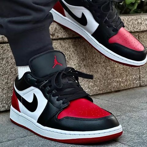 Nike - Giày Sneakers Nam Air Jordan 1 Low Bred Toe