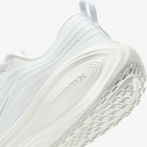 Nike - Giày chạy bộ thể thao Nam Nike Vomero Plus Men's Road Running Shoes