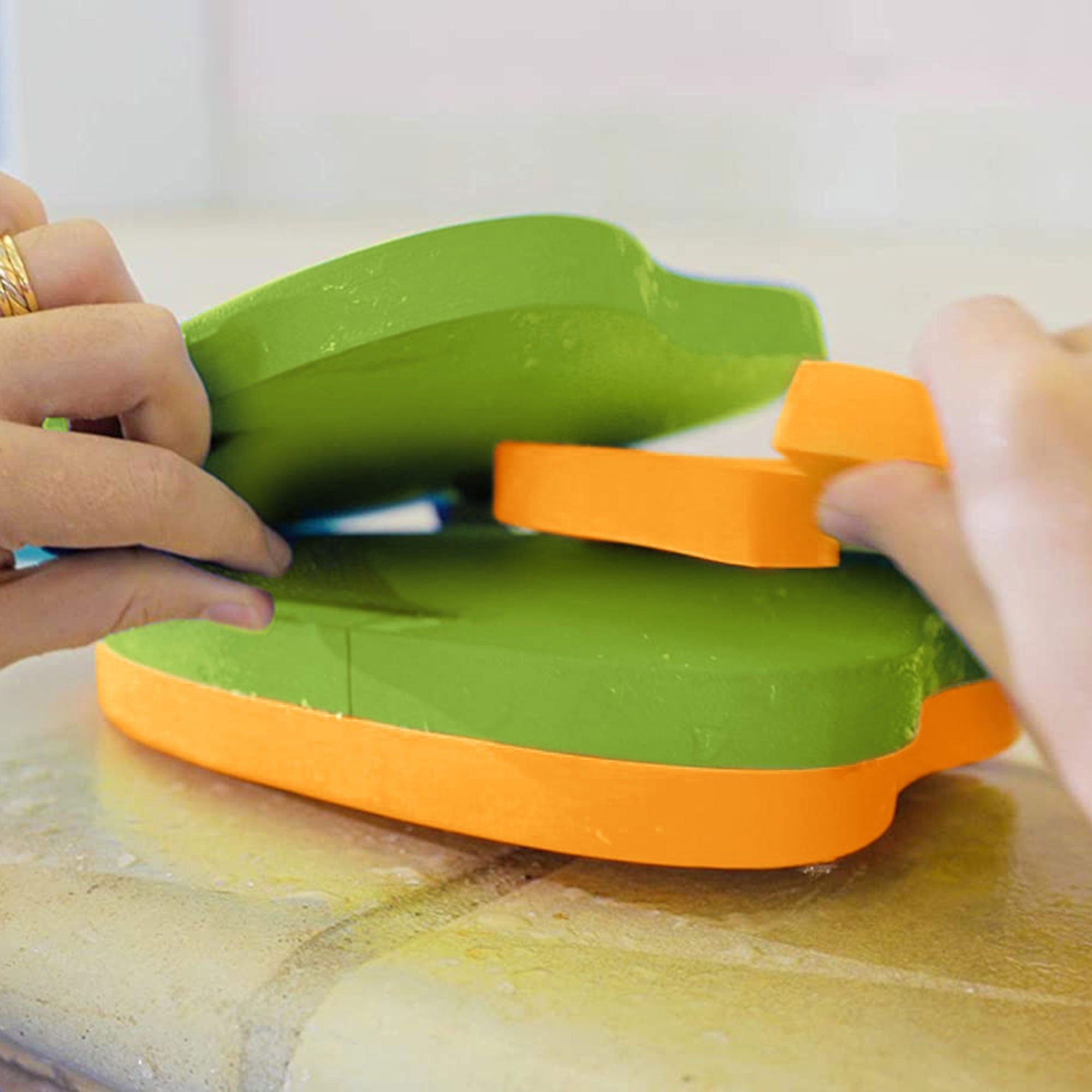 Zoggs - Phao bơi đeo lưng trẻ em Zoggy Back Float Swimming