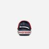 Crocs - Xăng đan trẻ em Crocband Cruiser Sandal Kid Navy/Varsity Red Lifestyle