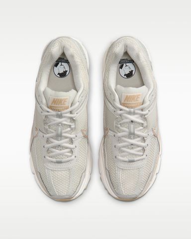 Nike - Giày Chạy Bộ Nữ Zoom Vomero 5