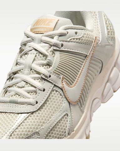 Nike - Giày Chạy Bộ Nữ Zoom Vomero 5