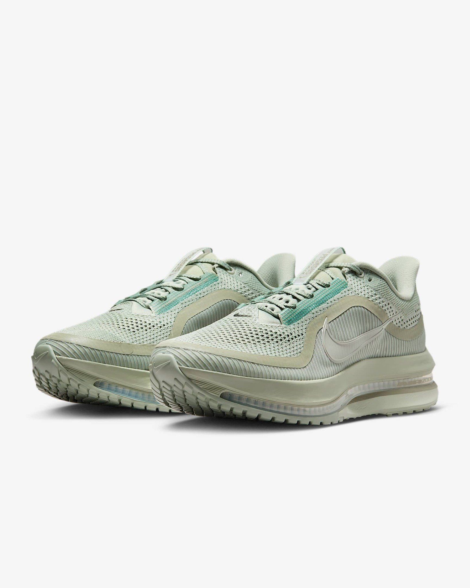 Nike - Giày chạy bộ thể thao Nam Nike Pegasus Premium Men's Road Running Shoes