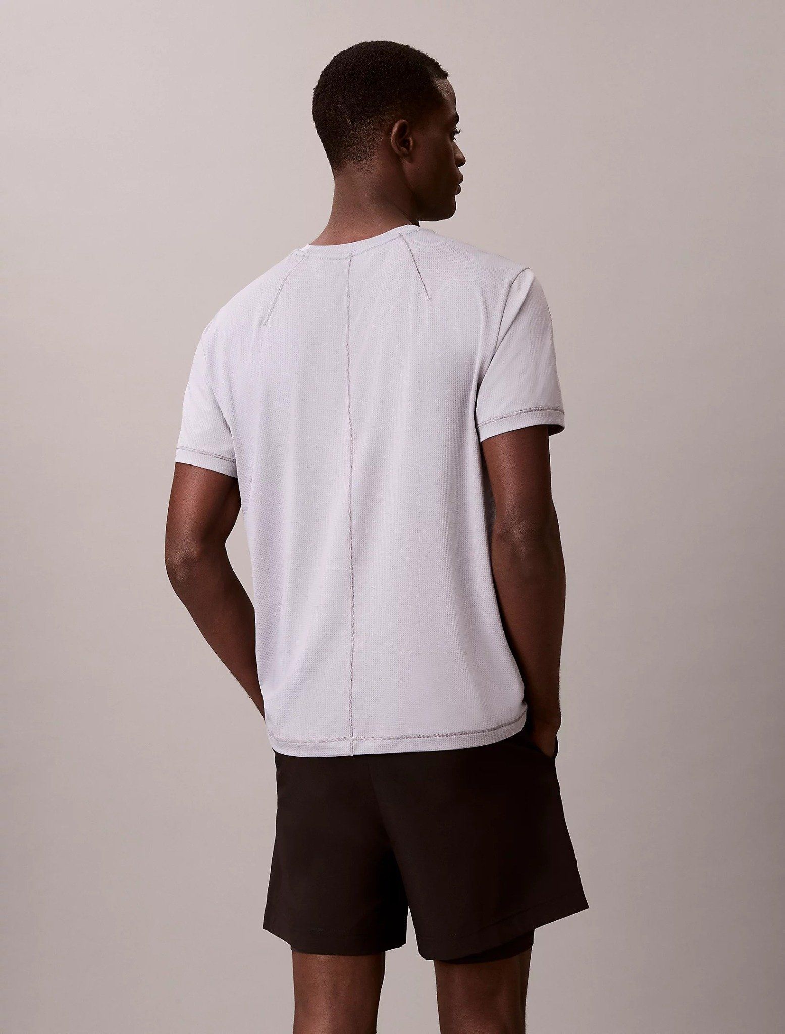 Calvin Klein - Áo thun thể thao nam Breathable Quick-Dry Gym T-shirt