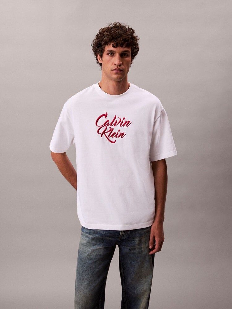 Calvin Klein - Áo thun thời trang nam Script Logo Graphic Relaxed T-Shirt