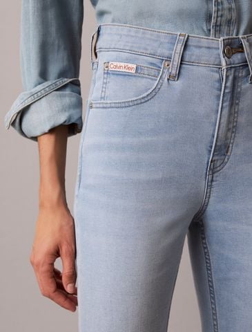 Calvin Klein - Quần Jean Dài Nữ 37.5 Asian Fit High Rise Flared Jeans