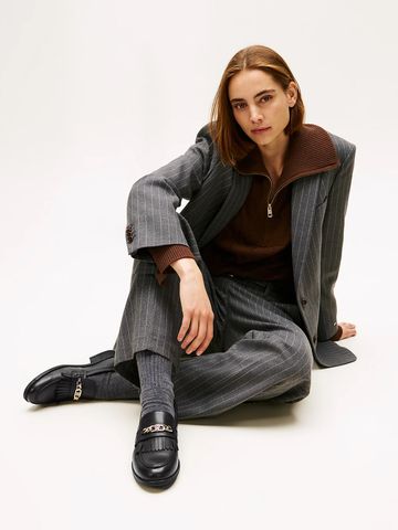 Tommy Hilfiger - Giày tây nữ Leather TH Monogram Chain Loafers