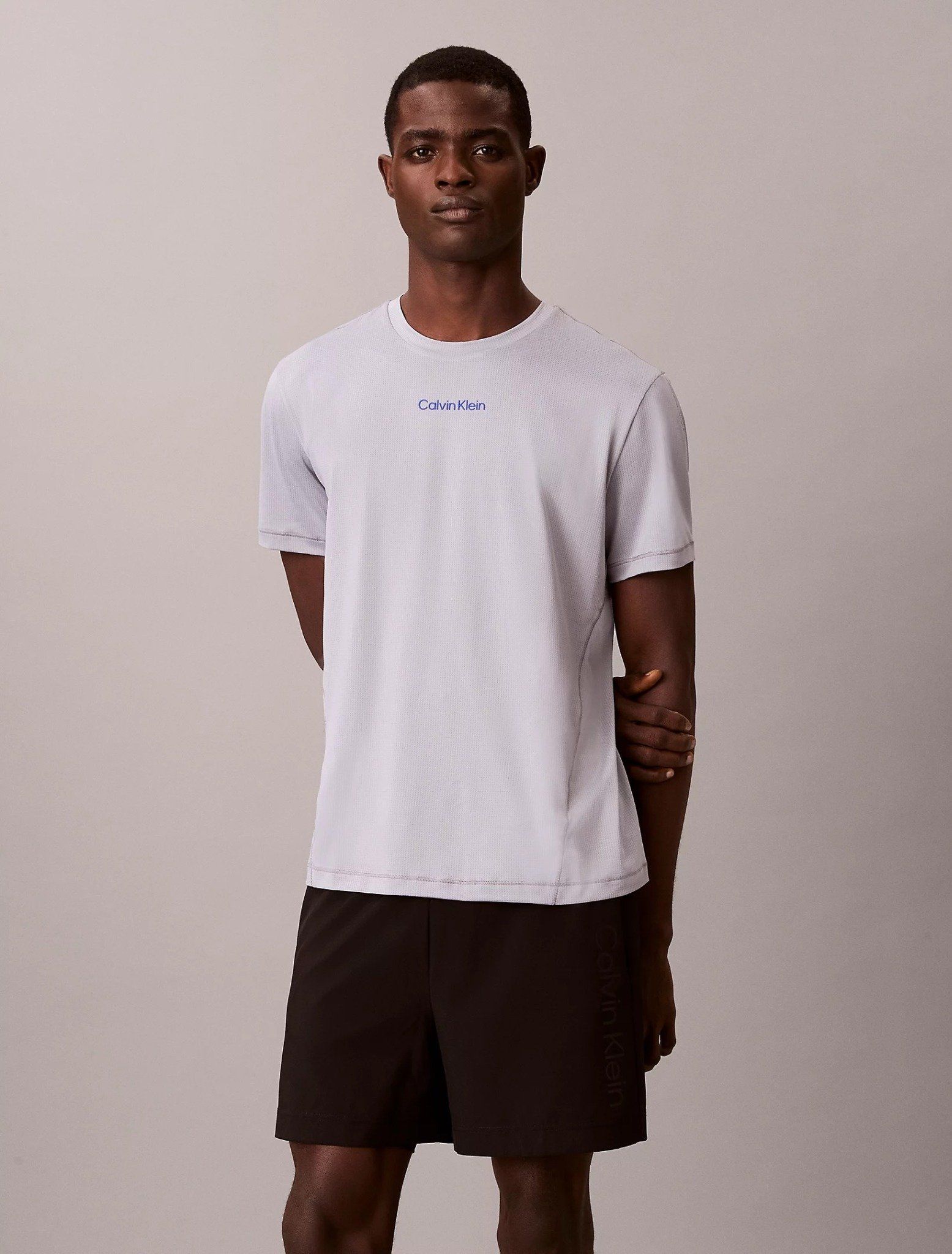 Calvin Klein - Áo thun thể thao nam Breathable Quick-Dry Gym T-shirt