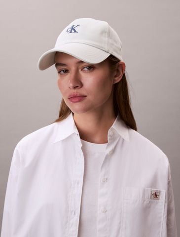 Calvin Klein - Nón Lưỡi Trai Nữ Monogram Embroidery Baseball Cap