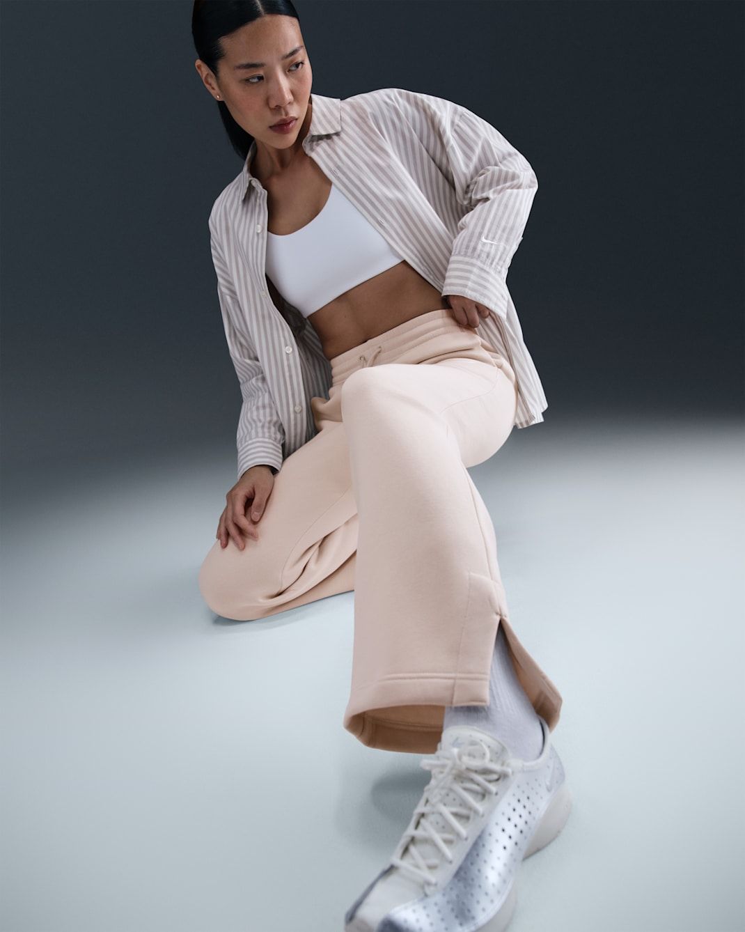 Nike - Quần nỉ dài thể thao Nữ Phoenix Fleece Women's High-Waisted Wide-Leg Trousers