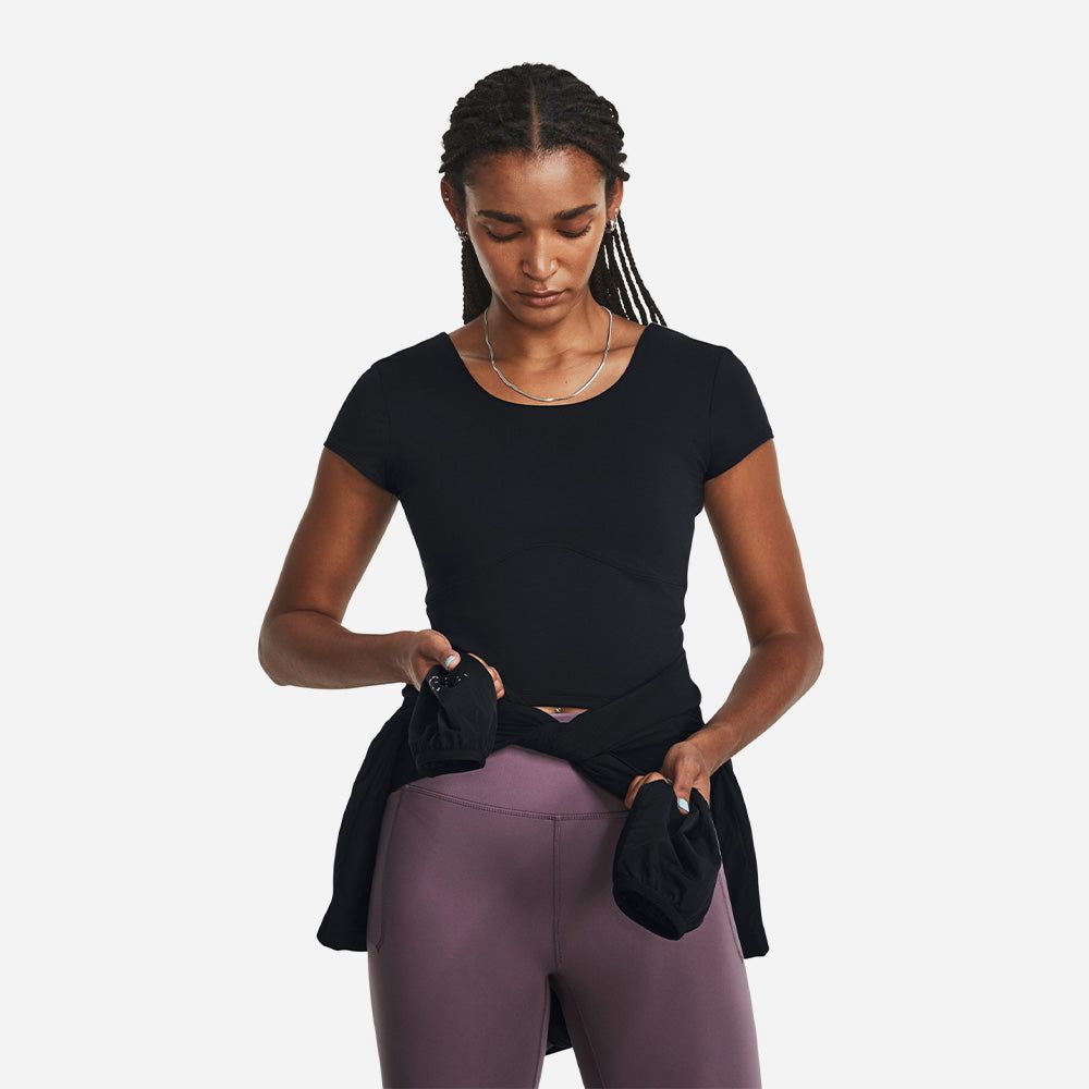 Under Armour - Áo thun thể thao nữ Meridian Fitted Training