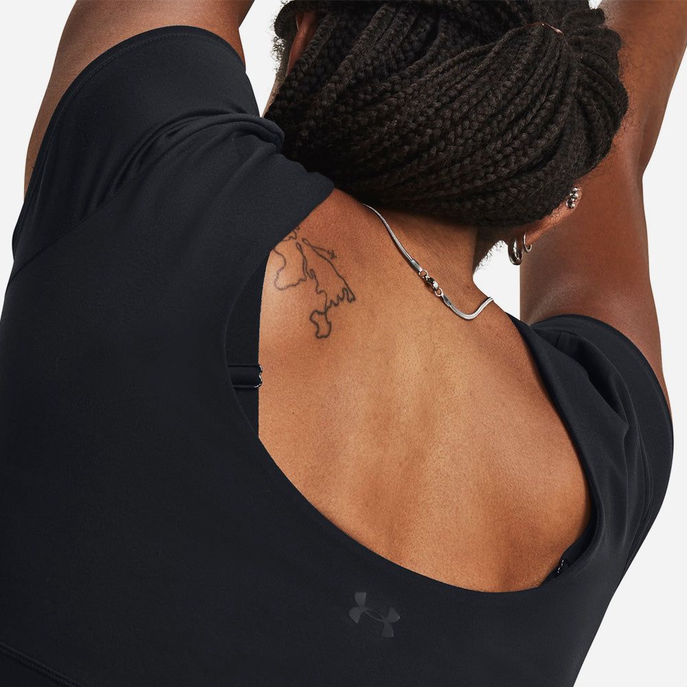 Under Armour - Áo thun thể thao nữ Meridian Fitted Training