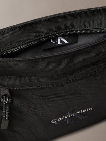Calvin Klein - Túi đeo chéo nam Nylon Monogram Logo Flatpack - 3