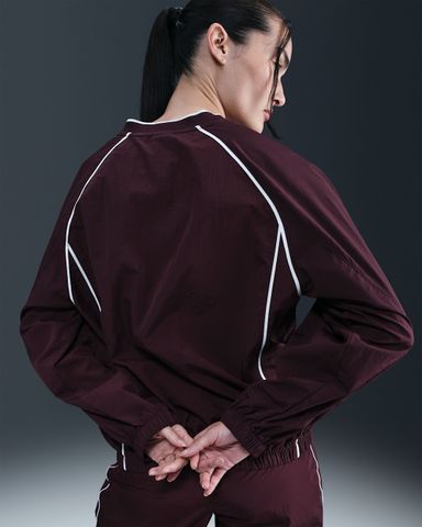 Nike - Áo tay dài thể thao Nữ Sportswear Windrunner Women's Pullover Top