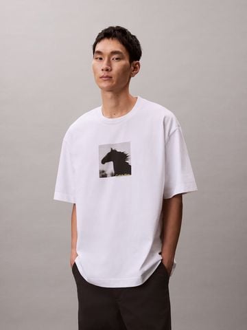 Calvin Klein - Áo Thun Tay Ngắn Nam Lunar New Year Graphic Relaxed T-Shirt