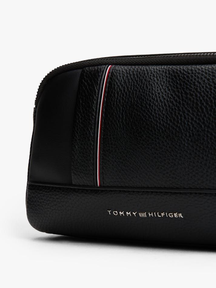 Tommy Hilfiger - Túi cầm tay nam Signature Tape Pebble Grain Washbag