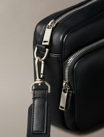 Calvin Klein - Túi đeo chéo nam Micro Pebble Camera Bag - 3