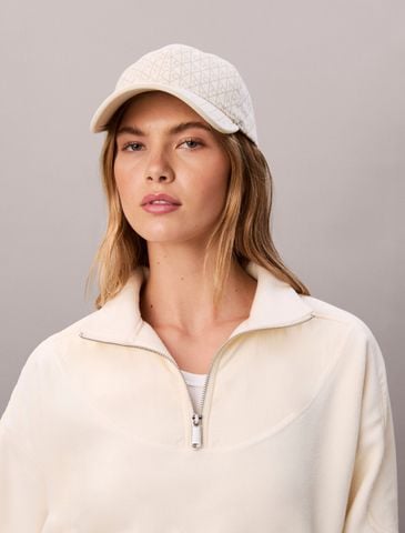 Calvin Klein - Nón Lưỡi Trai Nữ CK Emblem Print Cap