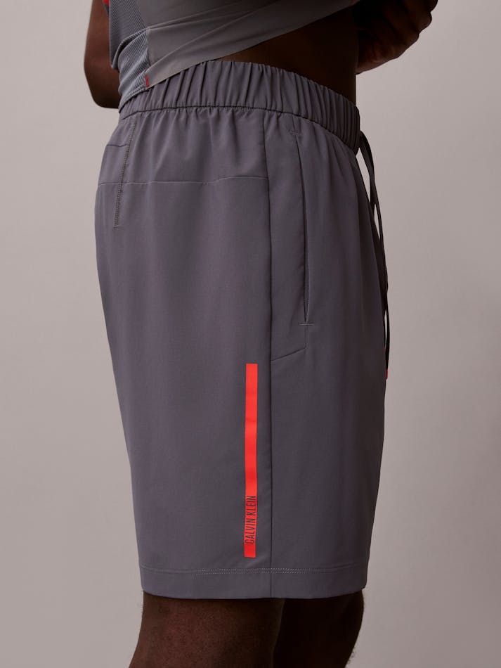 Calvin Klein - Quần ngắn thể thao nam Wicking Quick-Dry Performance Gym Shorts