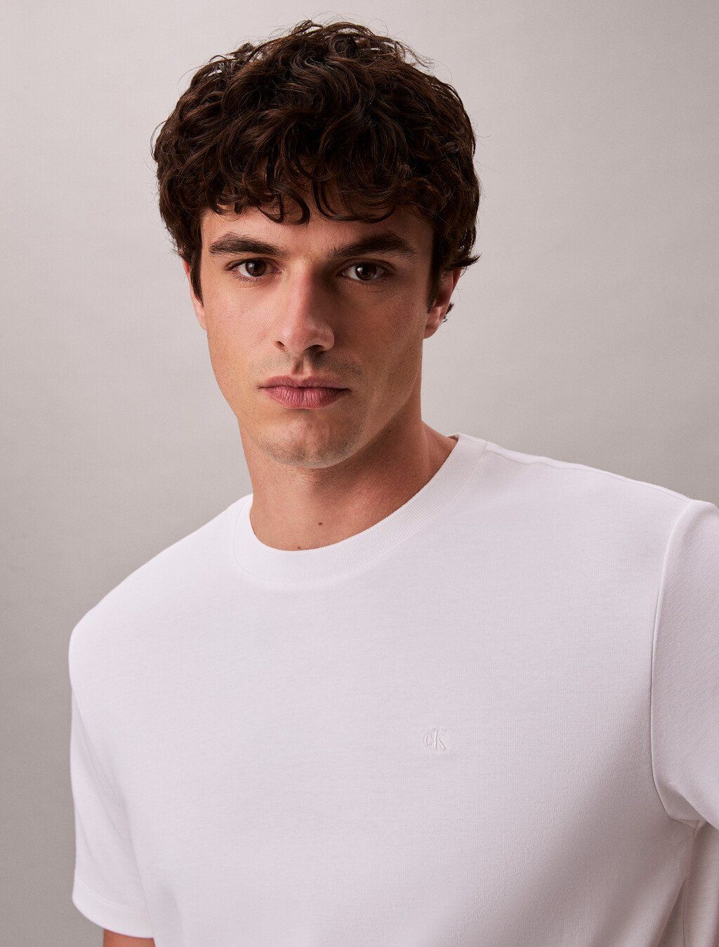 Calvin Klein - Áo thun thời trang nam Tonal Monogram Crewneck Tee