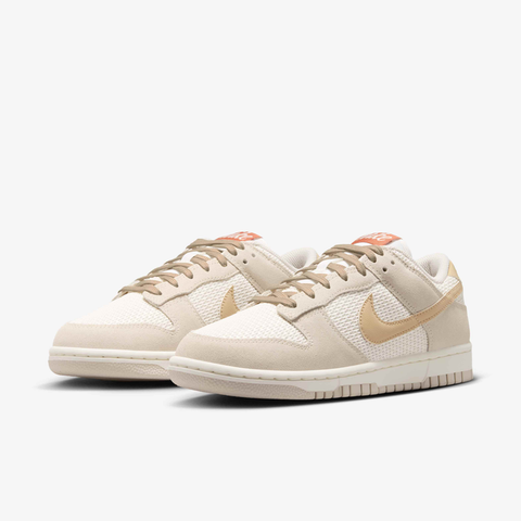 Nike - Giày Sneakers Nữ Dunk Low SE
