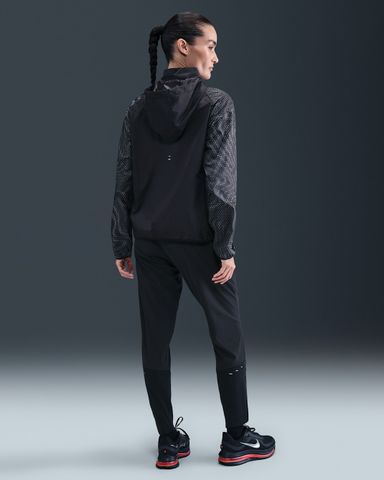 Nike - Áo khoác thể thao Nữ Tempo Flash Women's Repel Running Jacket