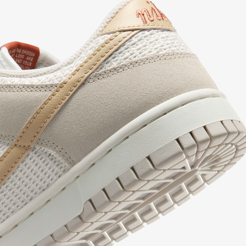 Nike - Giày Sneakers Nữ Dunk Low SE