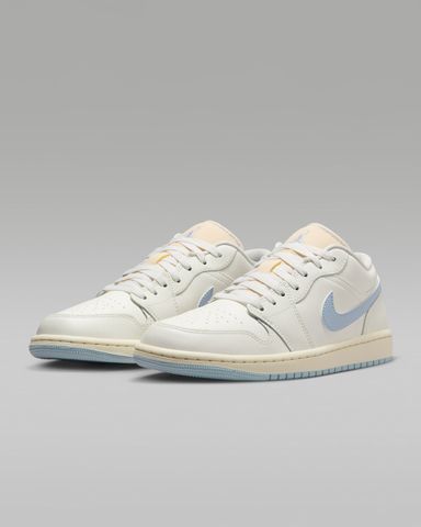 Nike - Giày thời trang thể thao Nữ Air Jordan 1 Low Women's Shoes