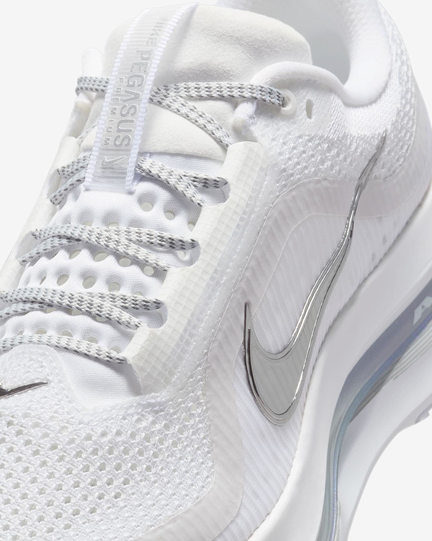 Nike - Giày chạy bộ thể thao Nữ Pegasus Premium Women's Road Running Shoes