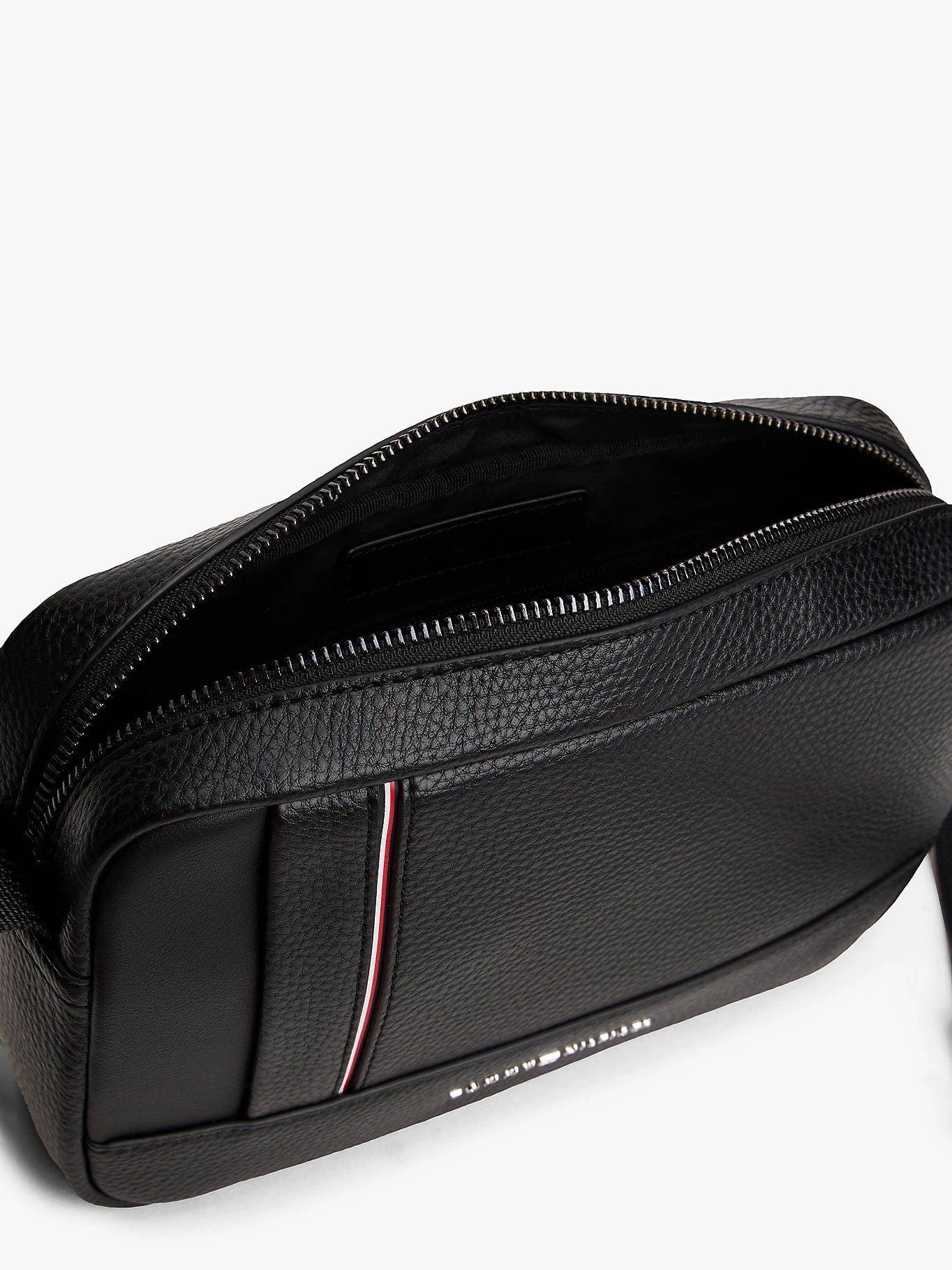 Tommy Hilfiger - Túi đeo chéo nam Pebble Grain Crossbody Reporter Bag